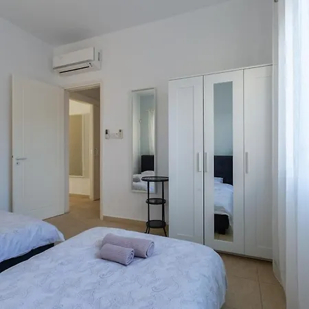 Villa Located In A Stunning Area With Scenic Views !! *