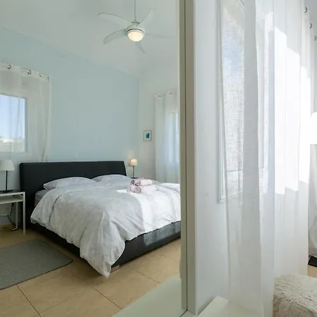 Located In A Stunning Area With Scenic Views !! Villa Peyia