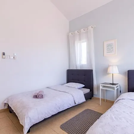 Villa Located In A Stunning Area With Scenic Views !! *
