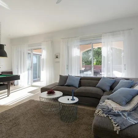 Located In A Stunning Area With Scenic Views !! Villa