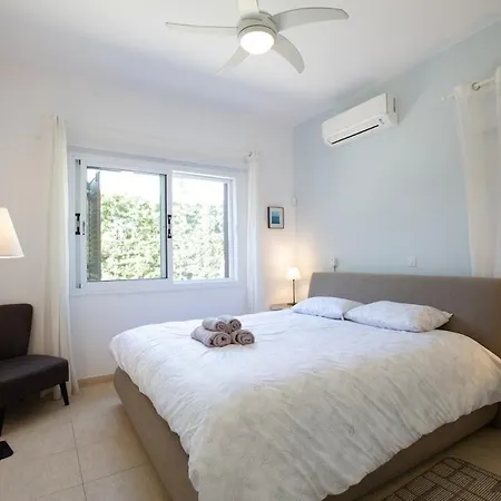 Located In A Stunning Area With Scenic Views !! Villa *
