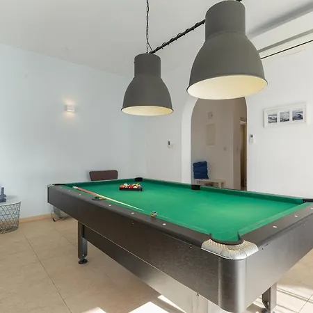 Villa Located In A Stunning Area With Scenic Views !! *