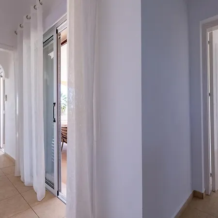 Located In A Stunning Area With Scenic Views !! Villa Peyia