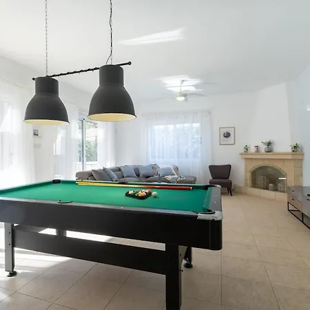 Villa Located In A Stunning Area With Scenic Views !! Peyia