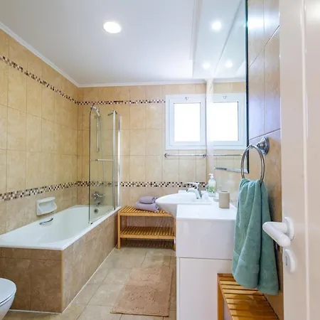 Villa Located In A Stunning Area With Scenic Views !! *
